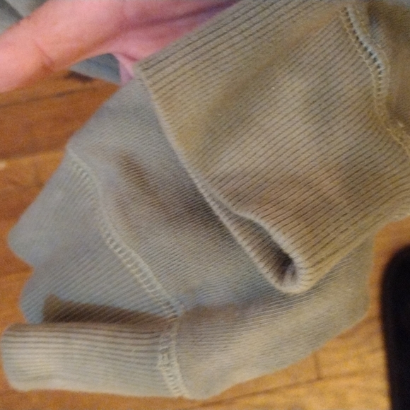 Old Navy size medium tye dye green hoody - Picture 3 of 3